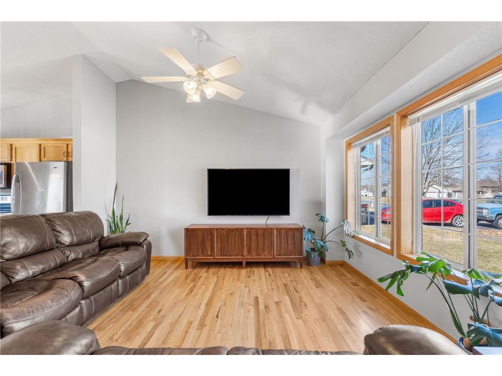 13388 4th Avenue S Zimmerman MN 55398 7051096 image17