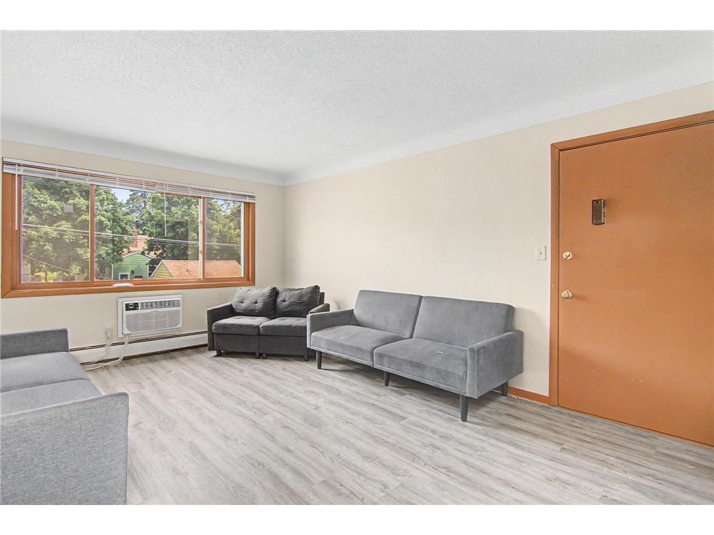 1339 Conway Street Saint Paul MN 55106 7080566 image14