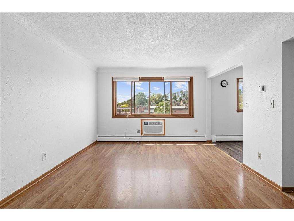 1339 Conway Street Saint Paul MN 55106 7080566 image16