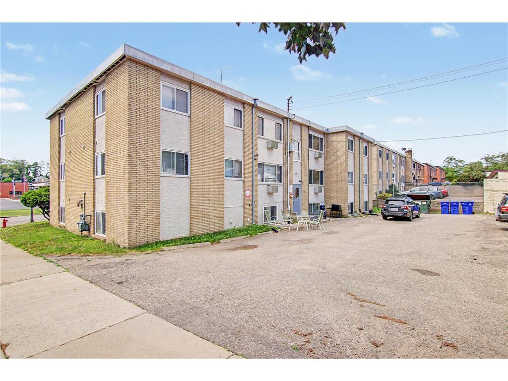 1339 Conway Street Saint Paul MN 55106 7080566 image3