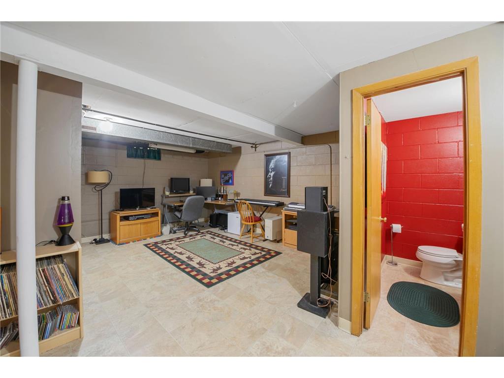 1339 Manomin Avenue West Saint Paul MN 55118 7072785 image12