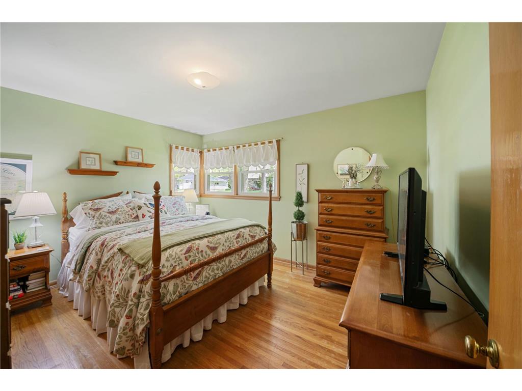 1339 Manomin Avenue West Saint Paul MN 55118 7072785 image8