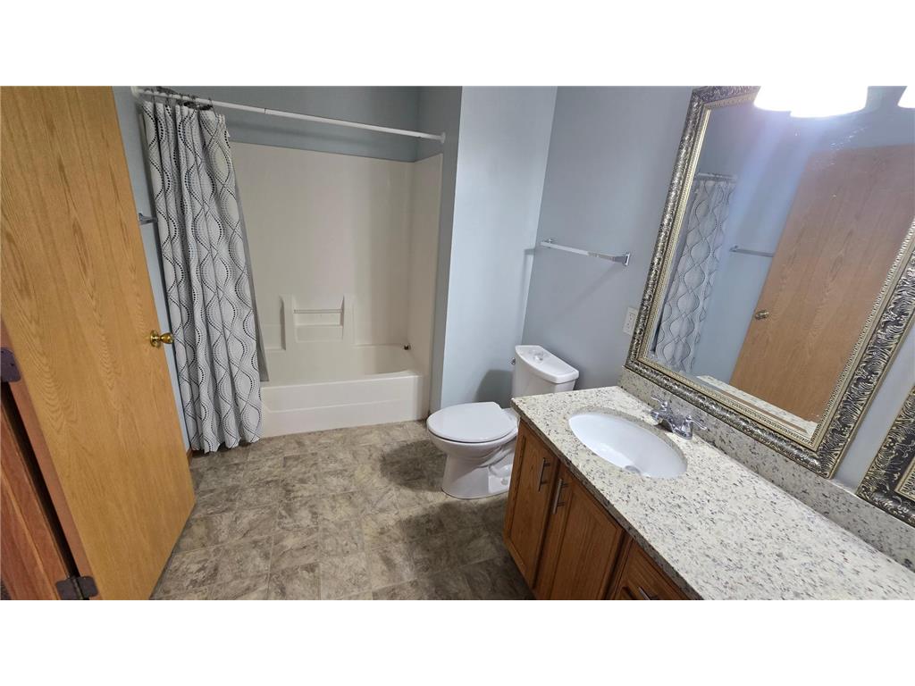 1339 Yorkshire Lane Shakopee MN 55379 6803664 image13