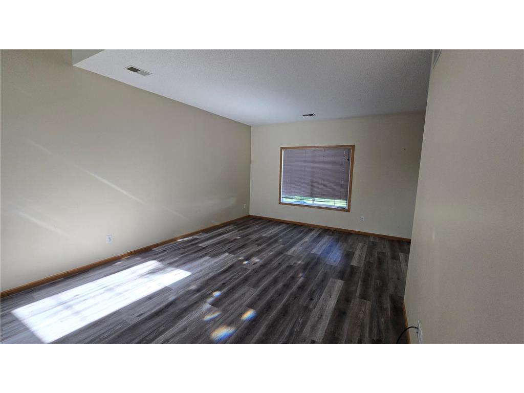 1339 Yorkshire Lane Shakopee MN 55379 6803664 image6