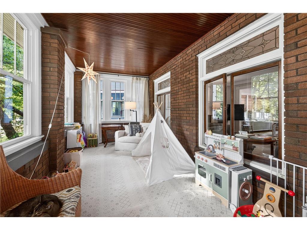 134 Amherst Street Saint Paul MN 55105 7069689 image14