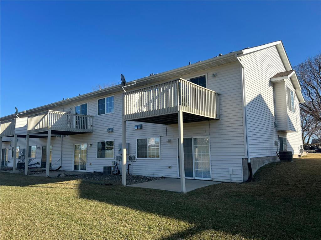 134 Cedar Cove Lane NW, Owatonna, MN, 55060 MLS 6506316 Edina Realty