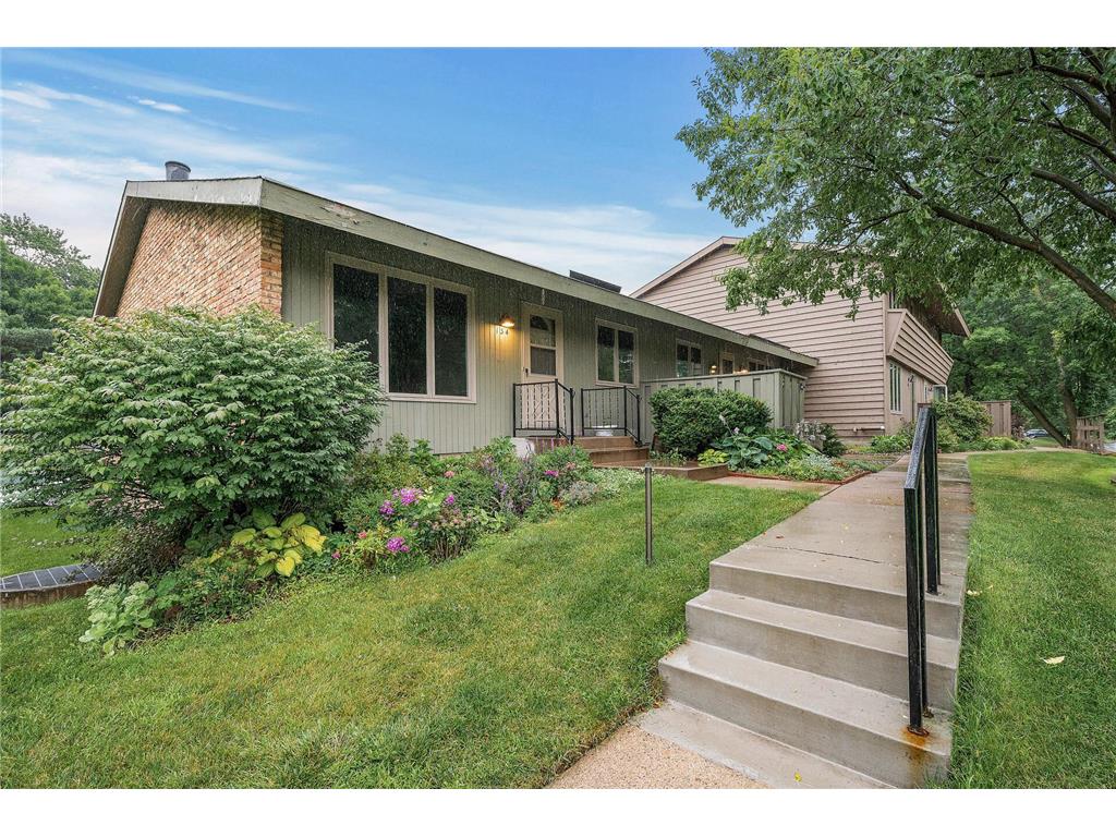 134 Windsor Court New Brighton MN 55112 6756684 image1