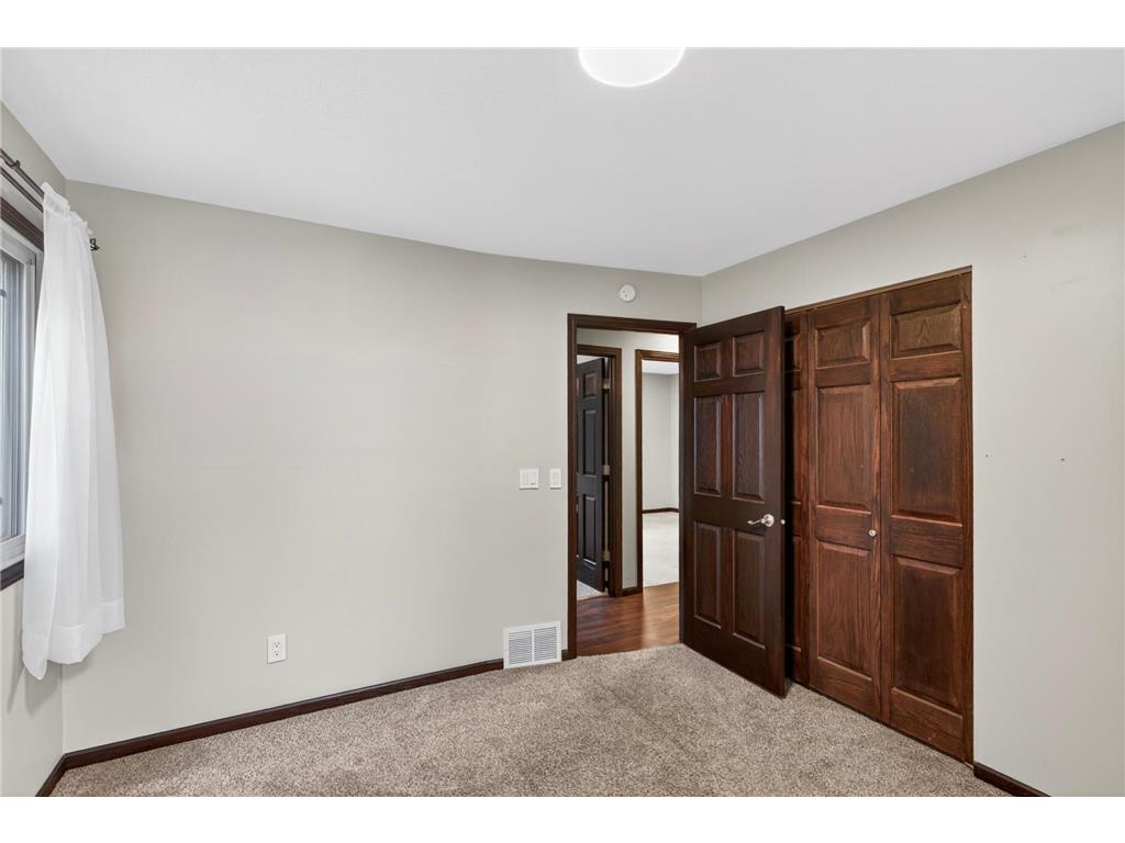 1340 Balsam Street E Eagan MN 55123 7007073 image20