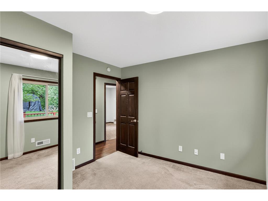 1340 Balsam Street E Eagan MN 55123 7007073 image22
