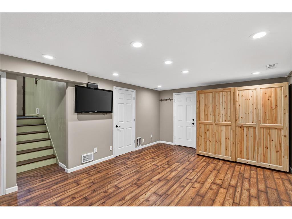 1340 Balsam Street E Eagan MN 55123 7007073 image26