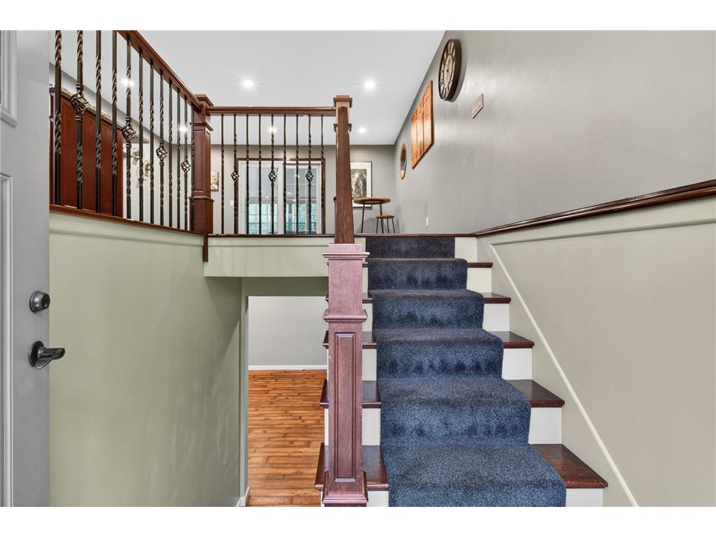 1340 Balsam Street E Eagan MN 55123 7007073 image3