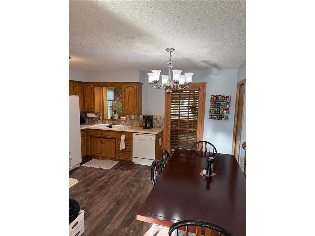 1340 Carriage Lane S Cambridge MN 55008 7091567 image2