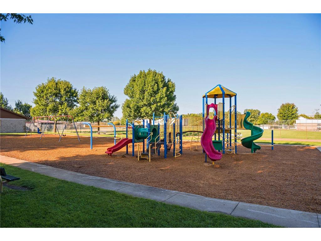 1340 Chestnut Circle Carver MN 55315 6820458 image51