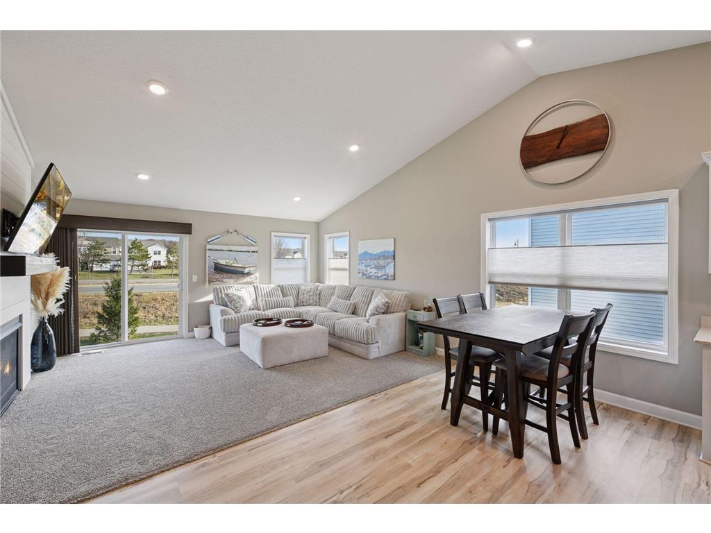 1340 Chestnut Circle Carver MN 55315 6820458 image8