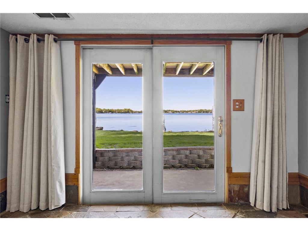 1340 Rest Point Lane Orono MN 55364 - Lake Minnetonka 7072441 image32