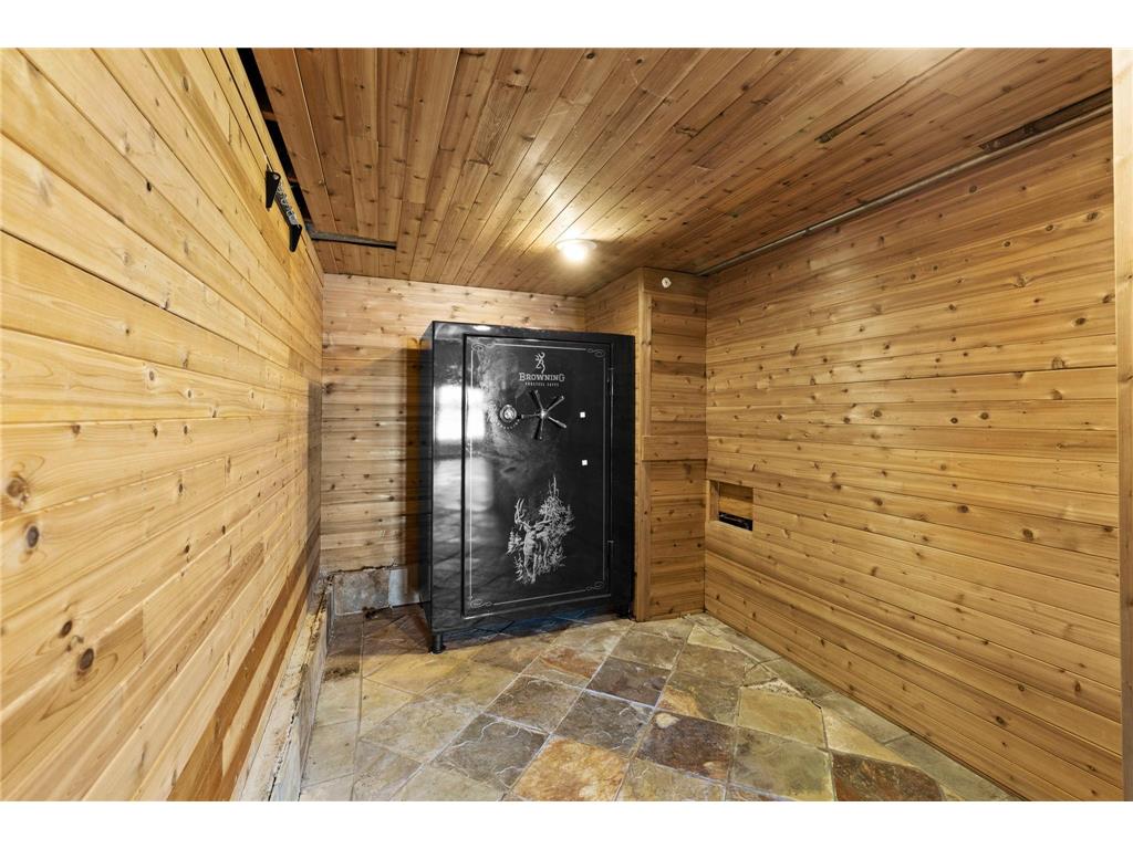 1340 Rest Point Lane Orono MN 55364 - Lake Minnetonka 7072441 image34