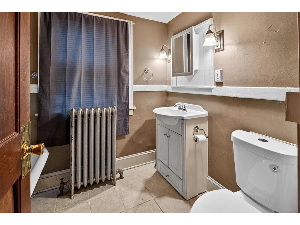 1340 Upton Avenue N Minneapolis MN 55411 7089118 image10