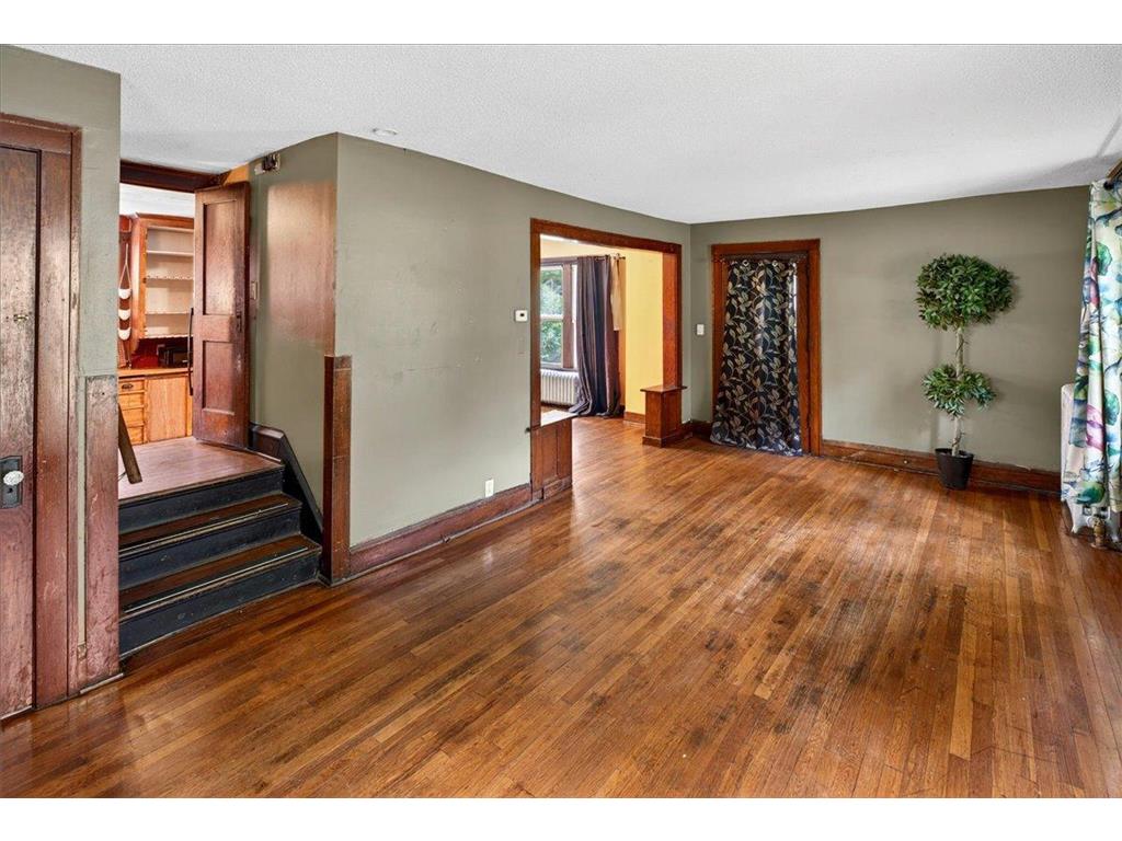 1340 Upton Avenue N Minneapolis MN 55411 7089118 image5