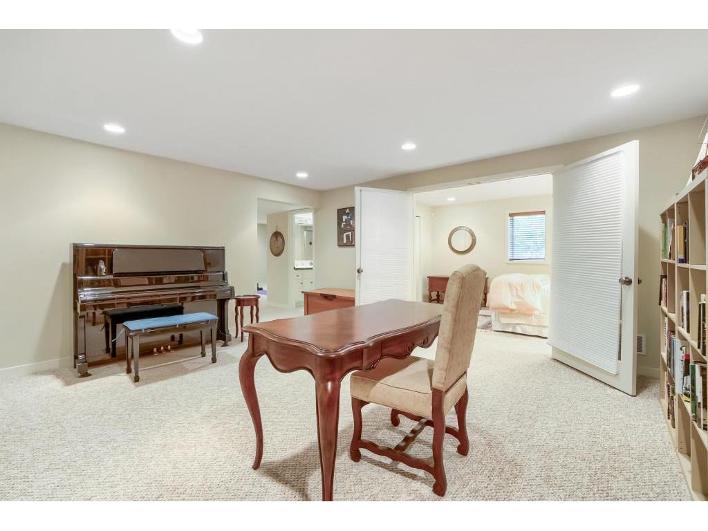 1340 Waterford Drive Golden Valley MN 55422 7079548 image24