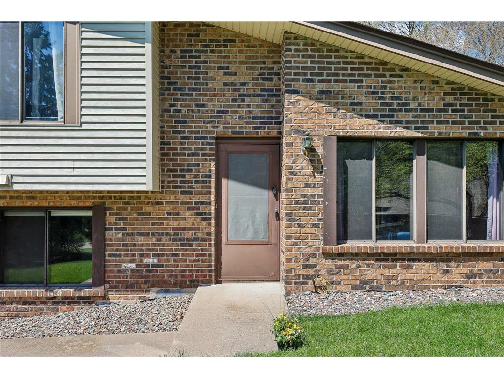 13400 Pepperwood Circle Minnetonka MN 55305 7105180 image2