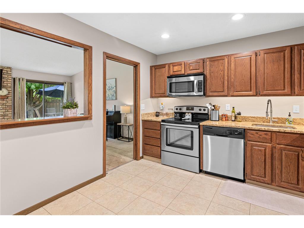 13401 Pepperwood Circle Minnetonka MN 55305 7113304 image11