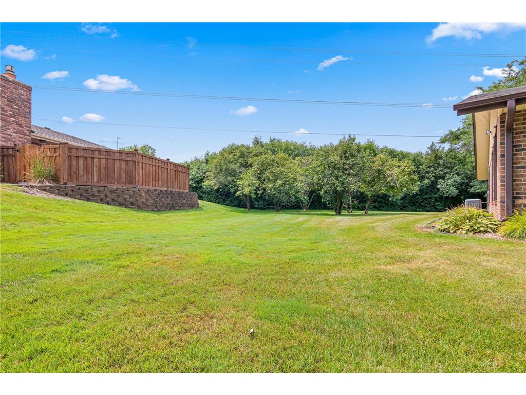13401 Pepperwood Circle Minnetonka MN 55305 7113304 image26