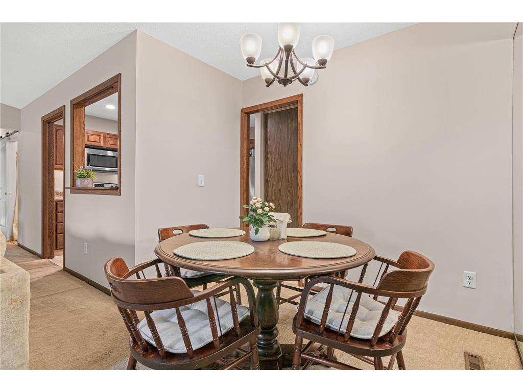 13401 Pepperwood Circle Minnetonka MN 55305 7113304 image8