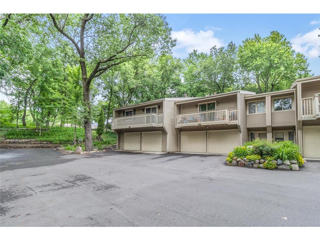 13404 Oakland Drive Burnsville MN 55337 7095923 image1