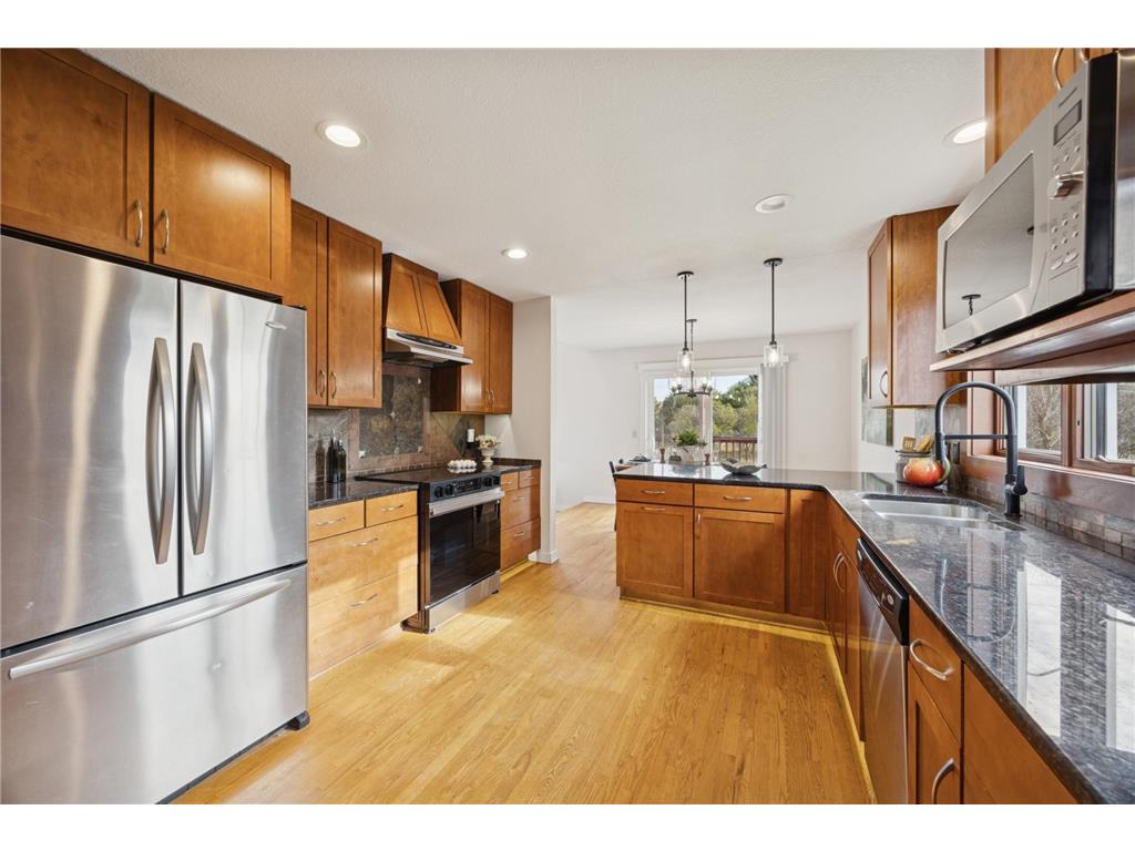 13409 Parkwood Drive Burnsville MN 55337 6813623 image16