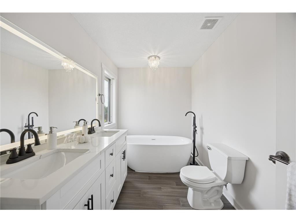 13409 Parkwood Drive Burnsville MN 55337 6813623 image23