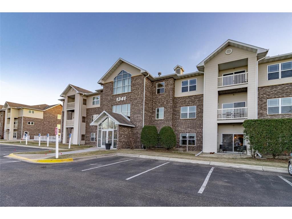 1341 Lake Drive W #B203 Chanhassen MN 55317 6343073 image1