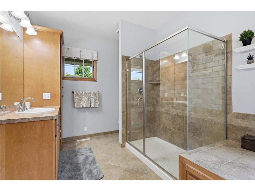 13410 Superior Drive Rogers MN 55374 - Cowley 7109005 image27