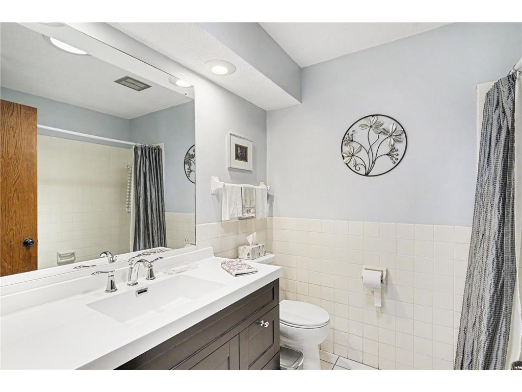 13416 Washburn Drive Burnsville MN 55337 7072842 image10