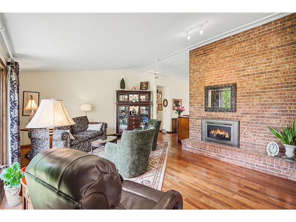 13416 Washburn Drive Burnsville MN 55337 7072842 image3