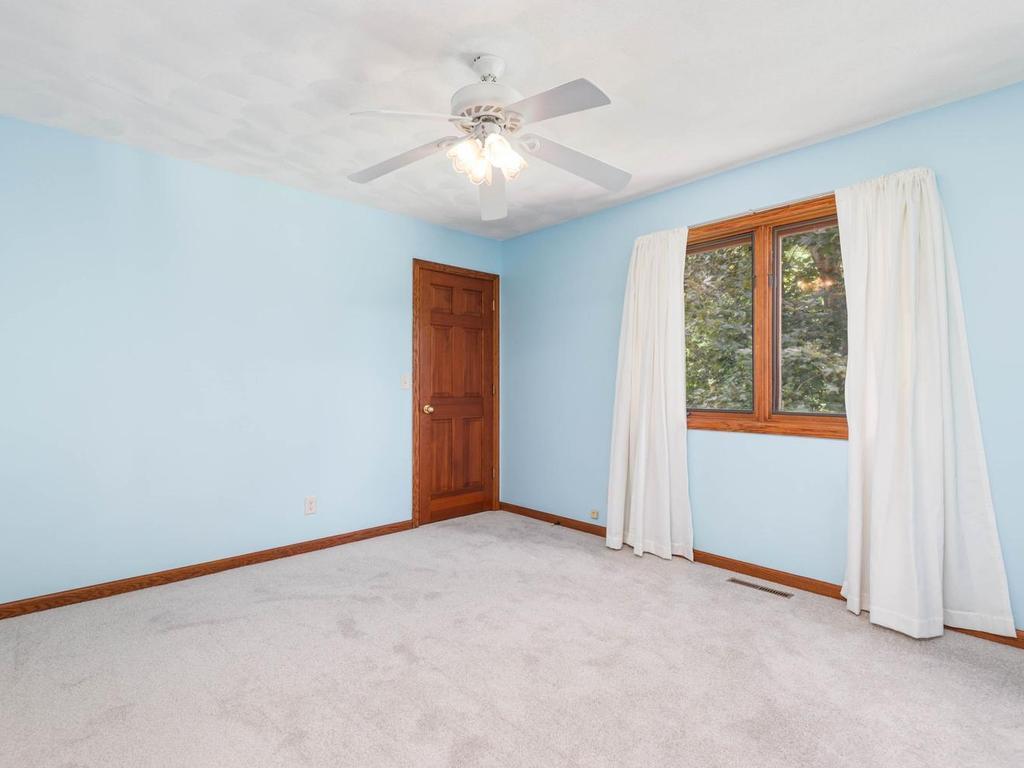 13420 Pennock Avenue Apple Valley MN 55124 7099784 image21