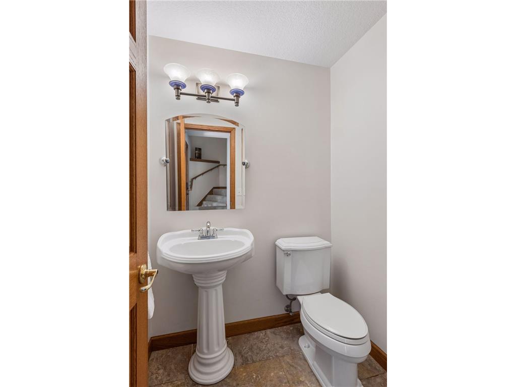 13426 Excelsior Boulevard Minnetonka MN 55345 7055985 image18