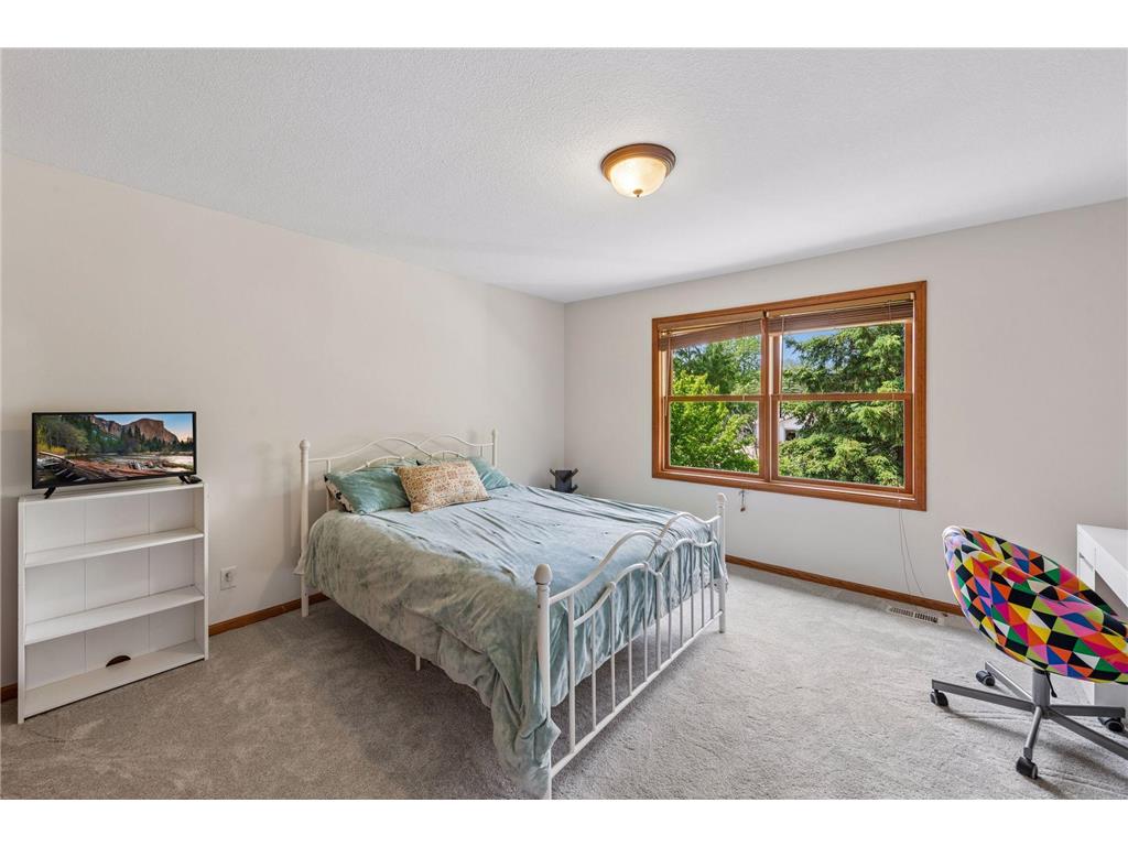 13426 Excelsior Boulevard Minnetonka MN 55345 7055985 image48