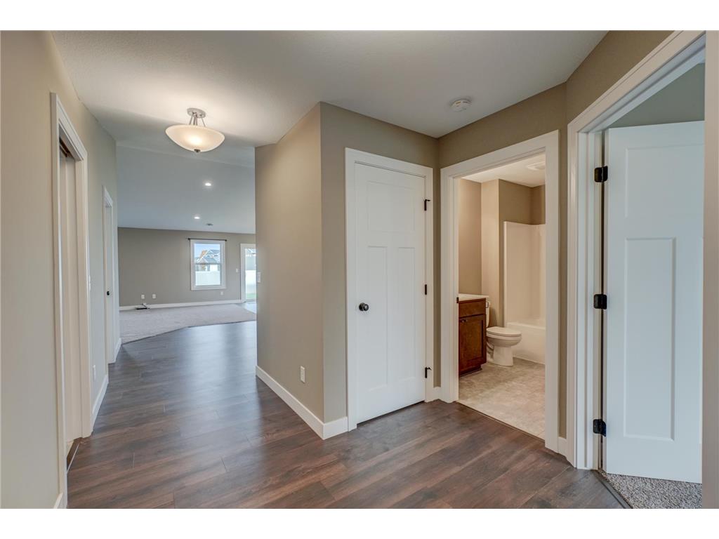 1343 Creekwood Drive New Richmond WI 54017 6806231 image22