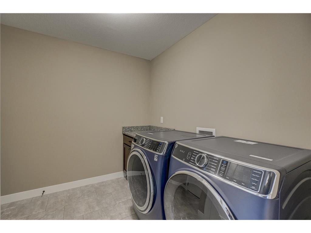 1343 Creekwood Drive New Richmond WI 54017 6806231 image23