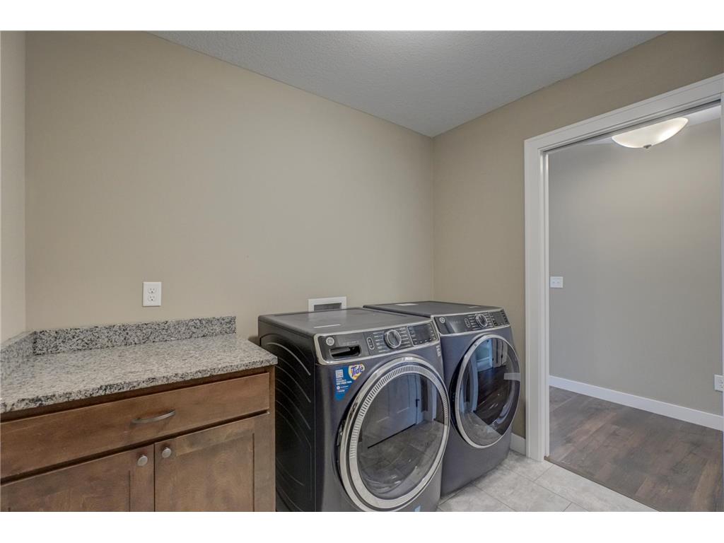 1343 Creekwood Drive New Richmond WI 54017 6806231 image24