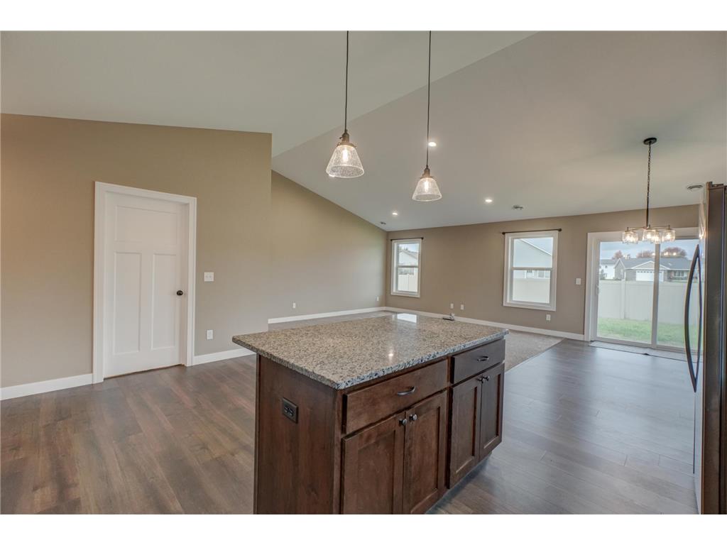 1343 Creekwood Drive New Richmond WI 54017 6806231 image31