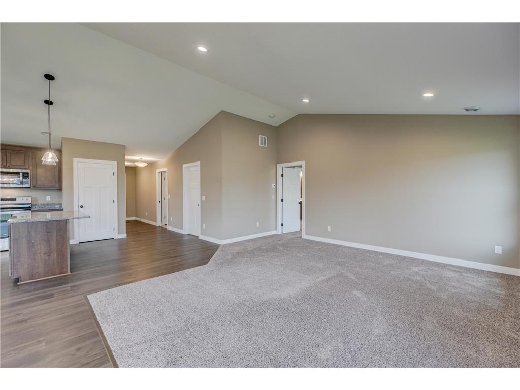 1343 Creekwood Drive New Richmond WI 54017 6806231 image39