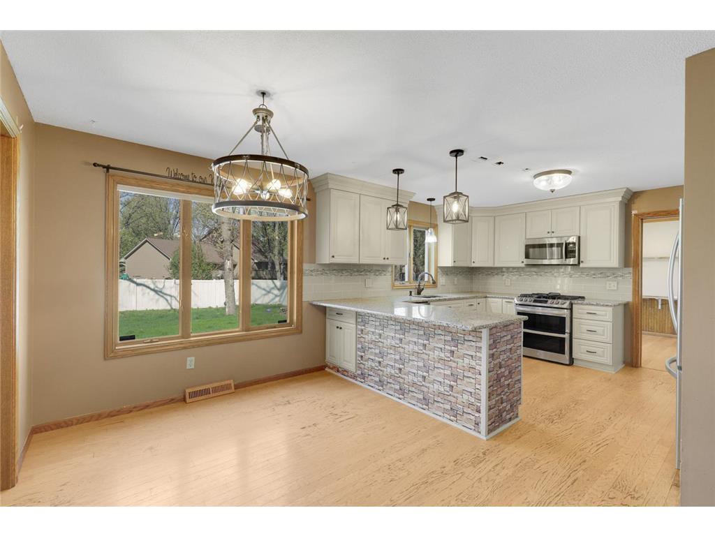 13432 Marigold Street NW Andover MN 55304 7060977 image10