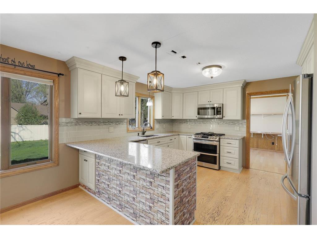 13432 Marigold Street NW Andover MN 55304 7060977 image2