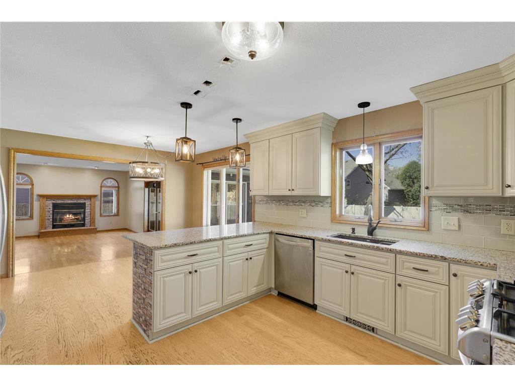 13432 Marigold Street NW Andover MN 55304 7060977 image9