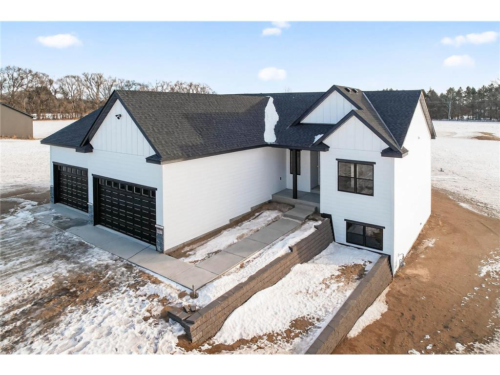 13437 295th Avenue NW Baldwin Twp MN 55371 7005631 image32