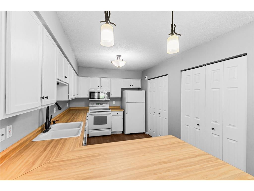 1344 Carriage Drive #1344-B Hudson WI 54016 7054354 image12