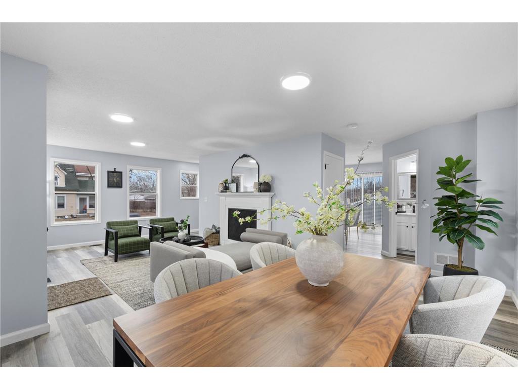 1344 Logan Avenue N Minneapolis MN 55411 7029355 image1