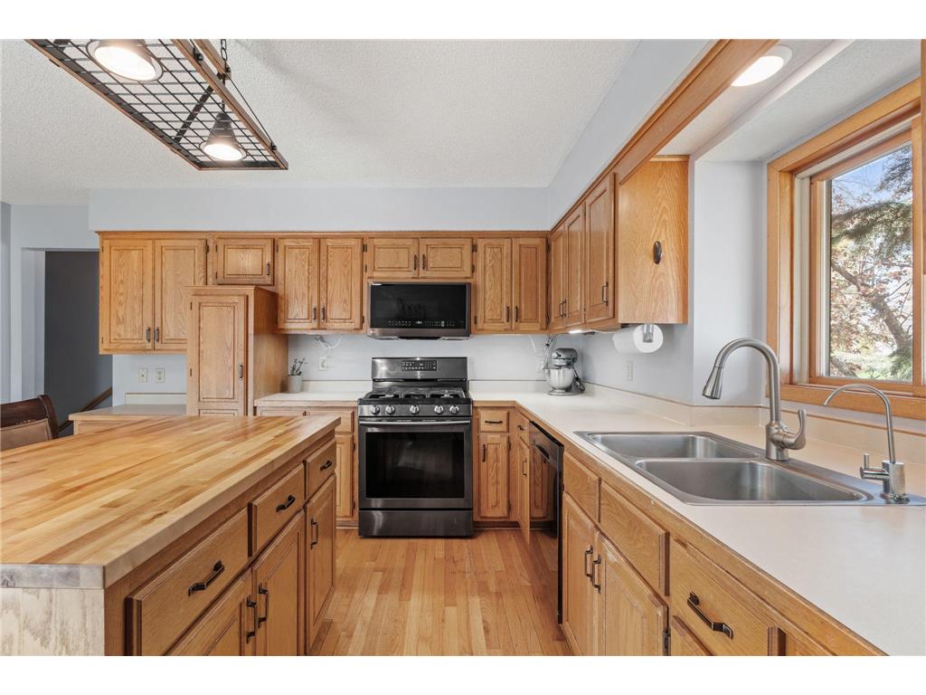 13445 Uplander Street NW Andover MN 55304 6714030 image16