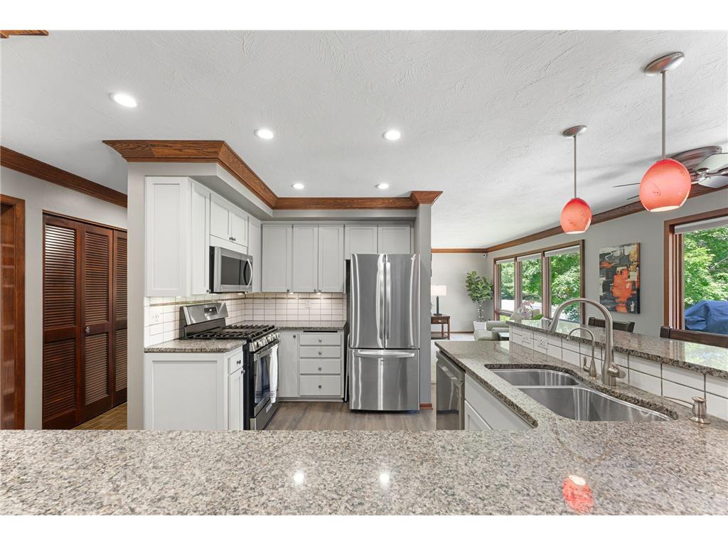 1345 Broadview Avenue Chaska MN 55318 7073939 image27